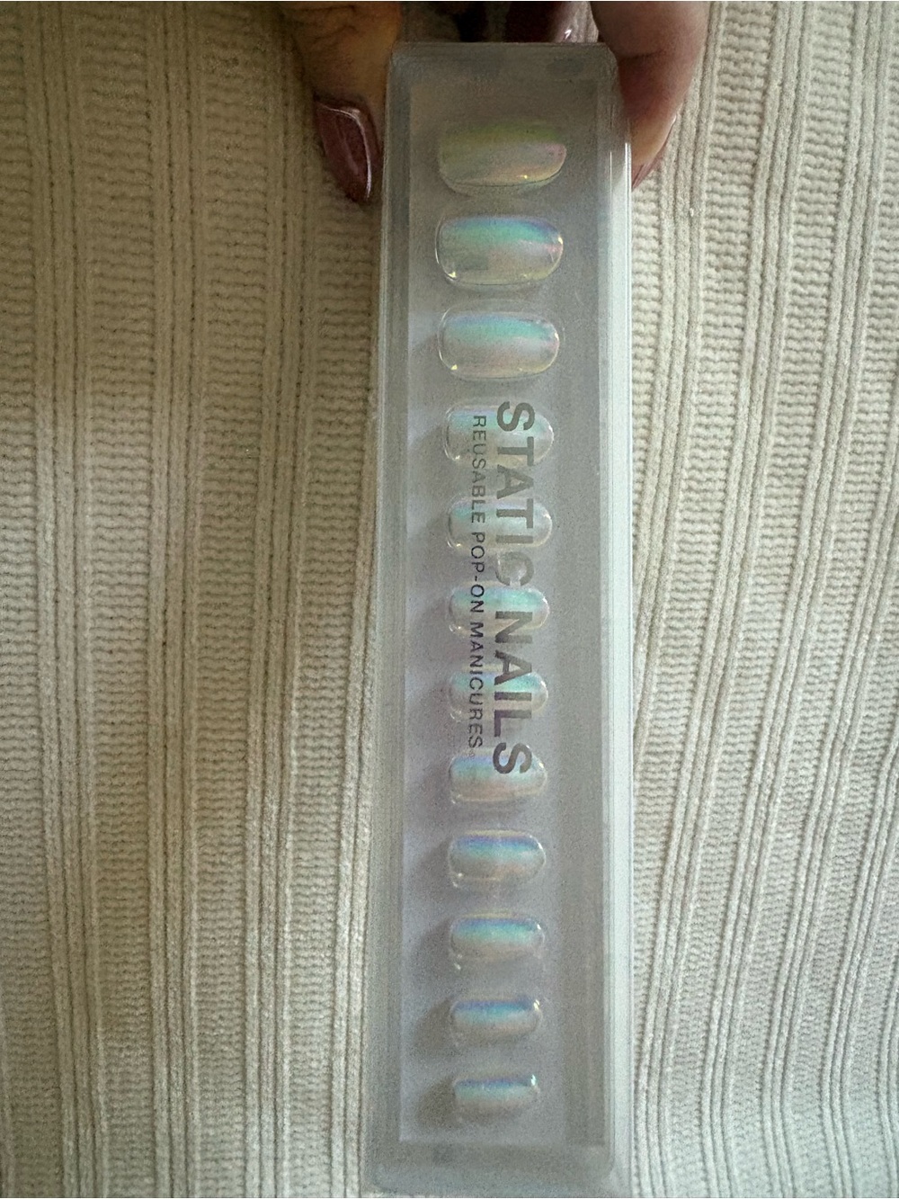 Static Nails Reusable Press On Nails Iridescent White Auroa Round - Picture 4 of 8